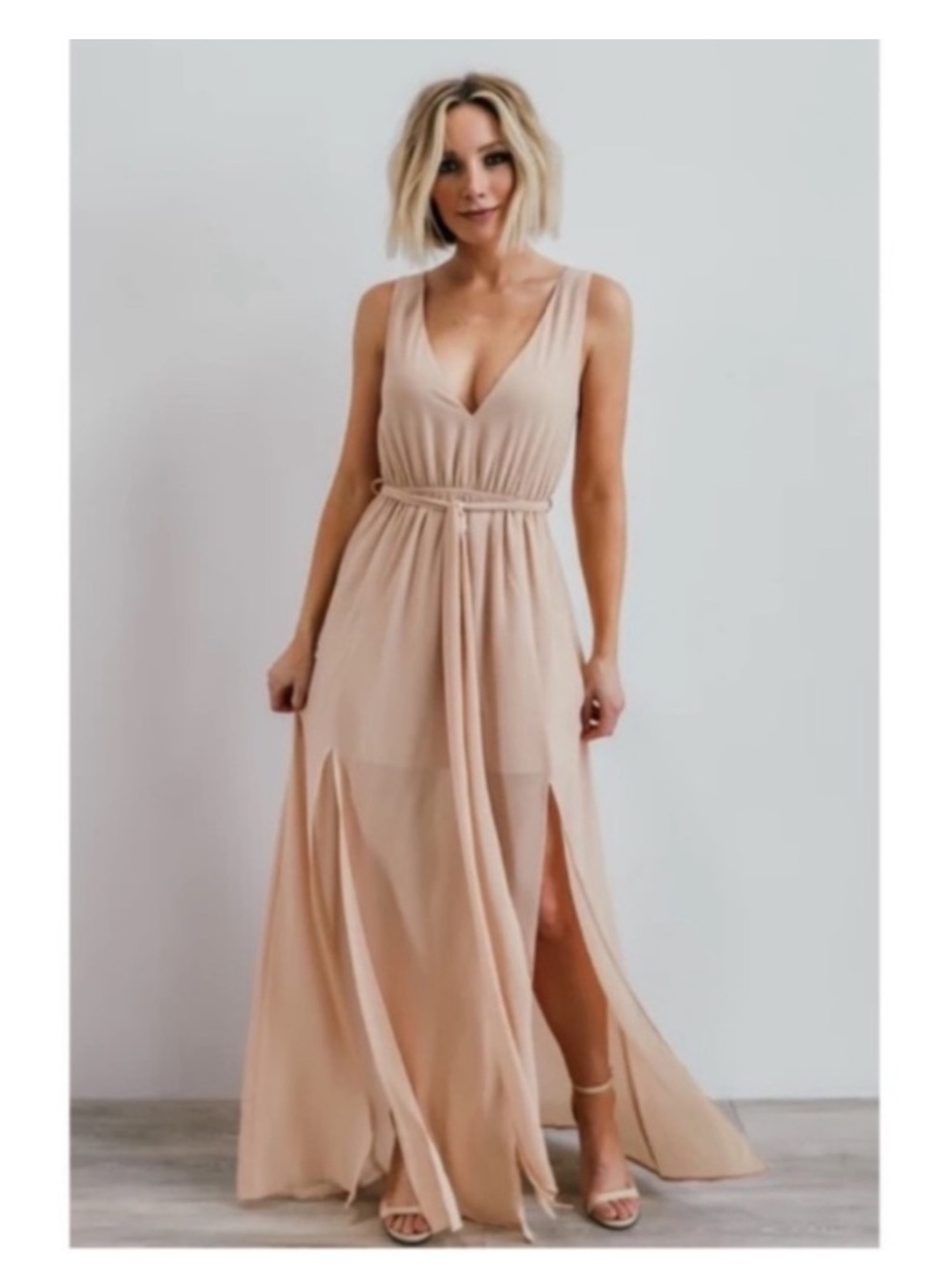 Baltic Born Hera Nude Natural Minimalist Self Tie Gown Cream Medium NEW